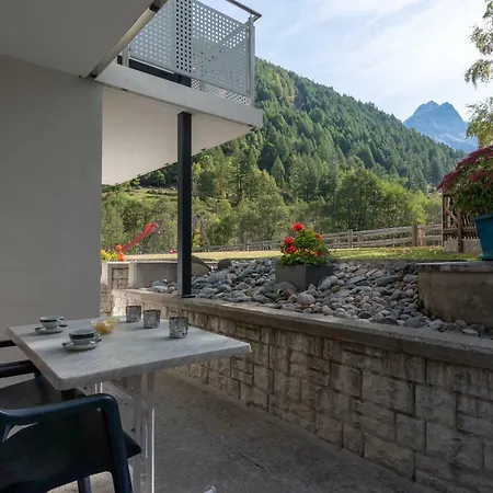 Haus Amici Daire Saas-Grund